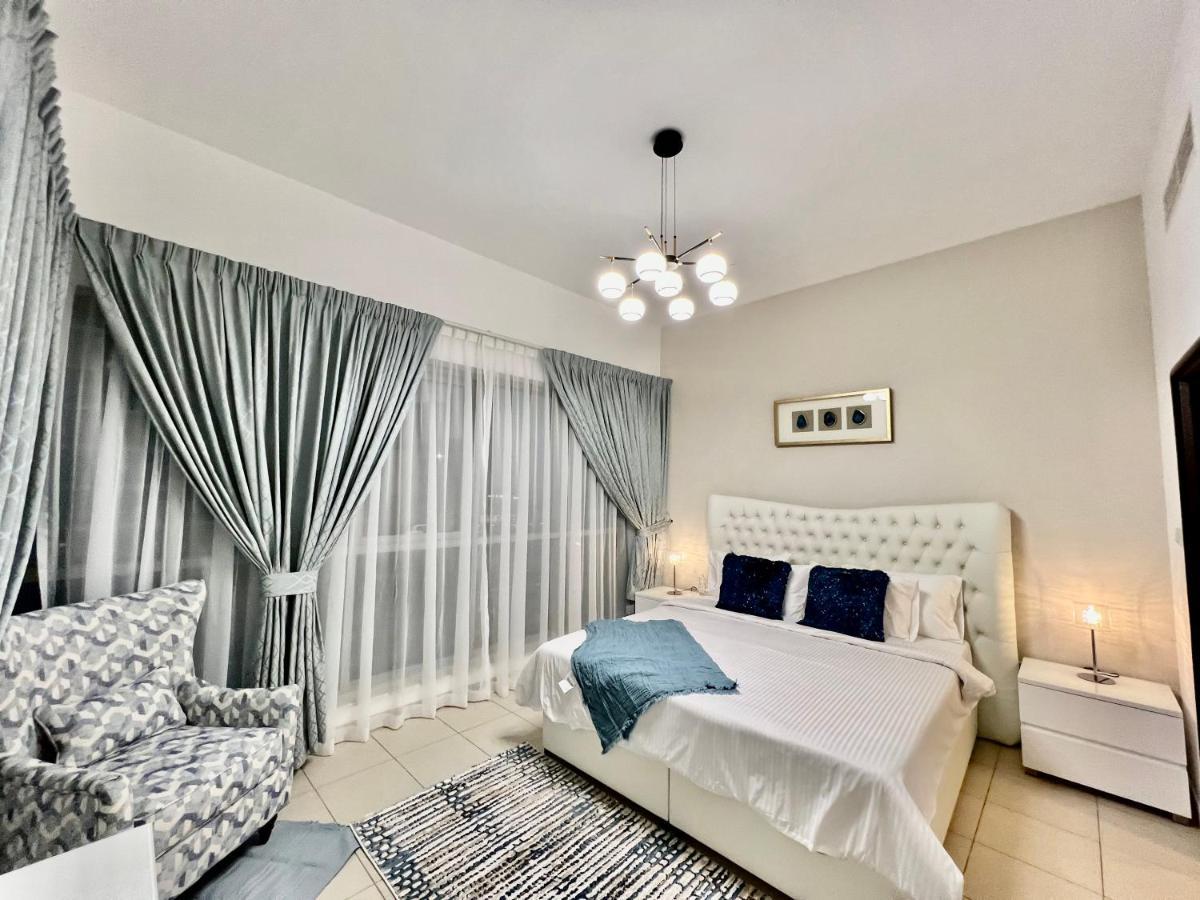 Ina Homes-blvd 2bhk Near Burj Khalifa Апартаменты Дубай